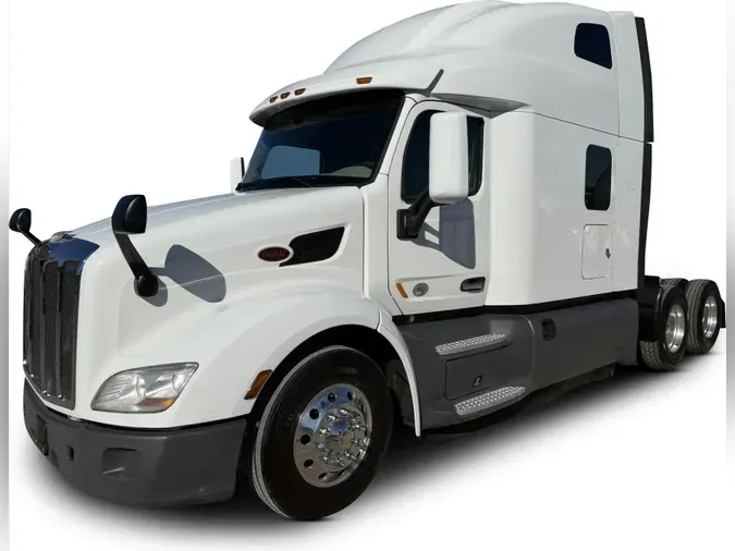 2021 Peterbilt 579d5a3d804f941bafc564d056d6f83b873