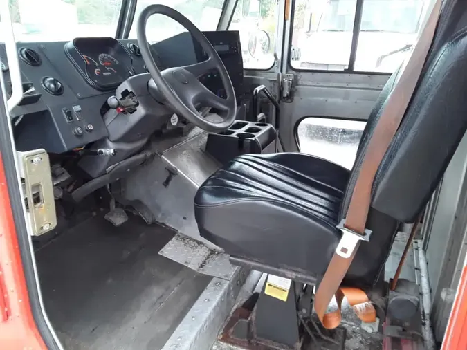 2016 FRTLR CUSTOM CHASSIS CORP MT55d5a67d78bac2ffeee4b39f4af29749be