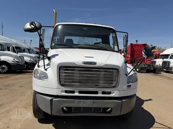 2013 FREIGHTLINER BUSINESS CLASS M2 106
