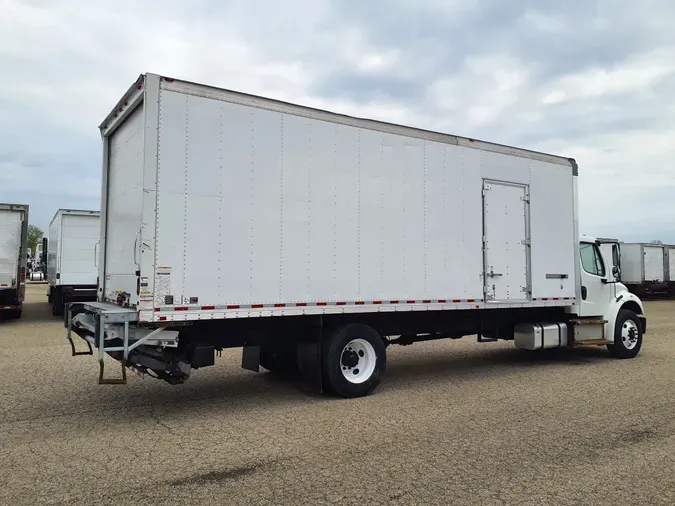 2018 FREIGHTLINER/MERCEDES M2 106