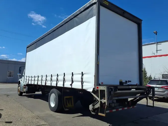 2019 FREIGHTLINER/MERCEDES M2 106