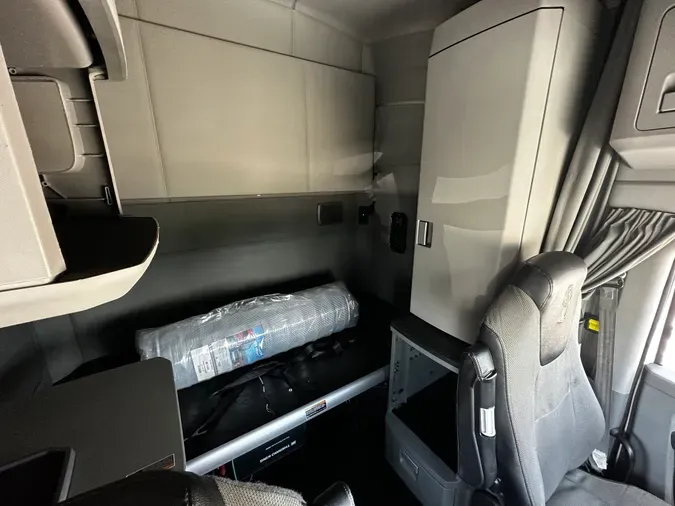 2020 Kenworth T680