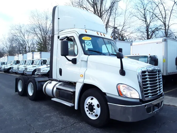 2018 FREIGHTLINER/MERCEDES CASCADIA 125