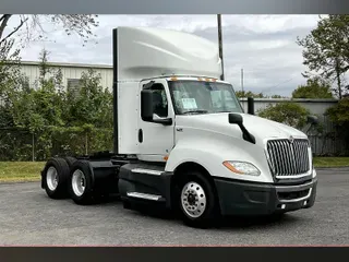 2021 INT LT625 6x4