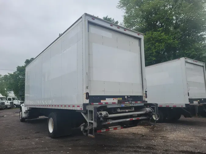 2018 FREIGHTLINER/MERCEDES M2 106