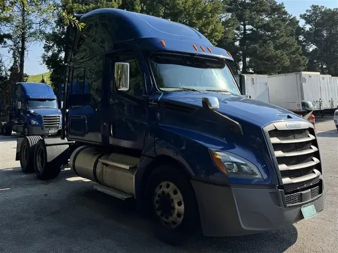 2020 FREIGHTLINER CA126d5b60b4c7acaf41b9ba977cb2f2f2434