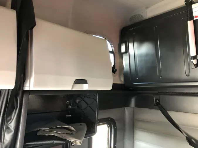 2019 FREIGHTLINER CASCADIA 126