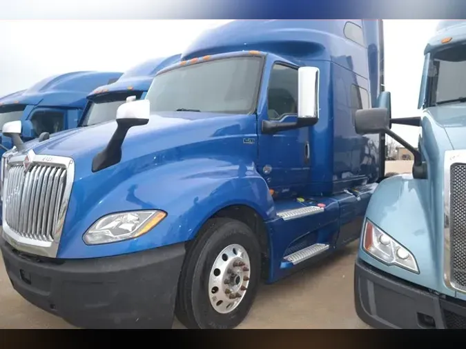 2022 INTERNATIONAL LT