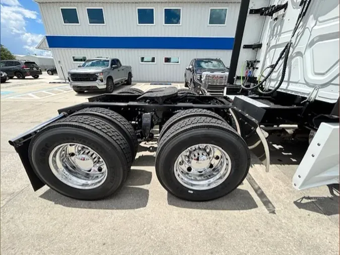 2022 Freightliner PT126SLP