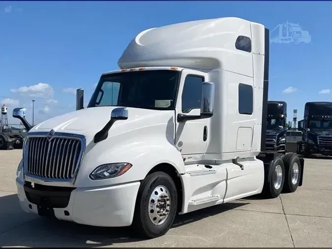 2022 INTERNATIONAL LT