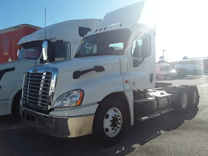 2017 FREIGHTLINER/MERCEDES CASCADIA 125d5c4f66855f1d595f935068b30edfa5a