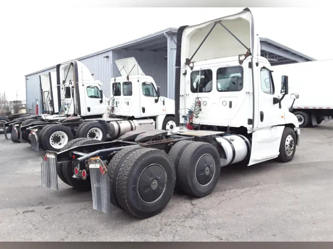 2019 FREIGHTLINER/MERCEDES CASCADIA 125