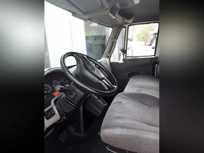 2019 NAVISTAR INTERNATIONAL 4300
