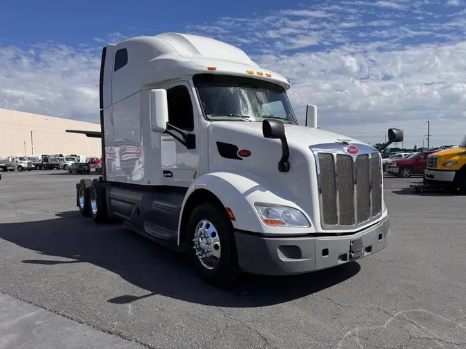 2021 Peterbilt 579