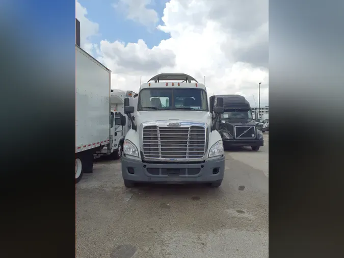 2016 FREIGHTLINER/MERCEDES CASCADIA 125