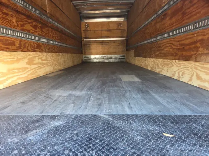 2020 NAVISTAR INTERNATIONAL MV607 (4X2)