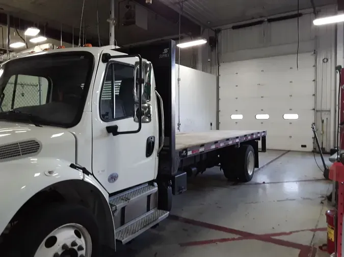 2020 FREIGHTLINER/MERCEDES M2 106