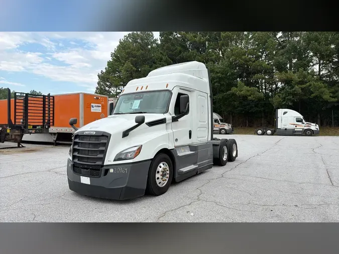 2022 Freightliner Cascadia 126d5d5ec551795b4e52b476bbb822b5d03