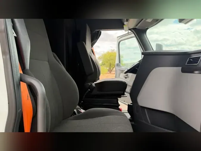 2022 FREIGHTLINER/MERCEDES NEW CASCADIA PX12664d5d8ee187b330ef37cd8fd75f906a6c1