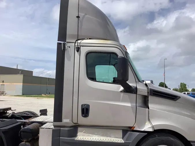 2019 Freightliner Cascadia 126d5db3a7c5bc006441c710b0a8184ff59