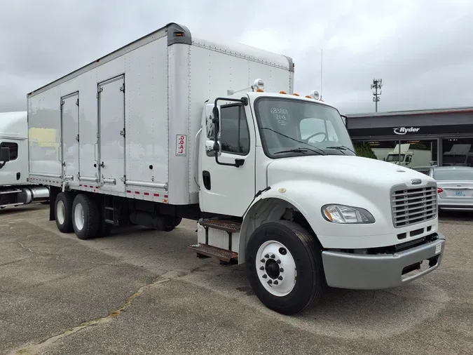 2018 FREIGHTLINER M2 106