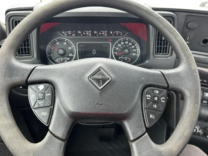 2020 International LT625