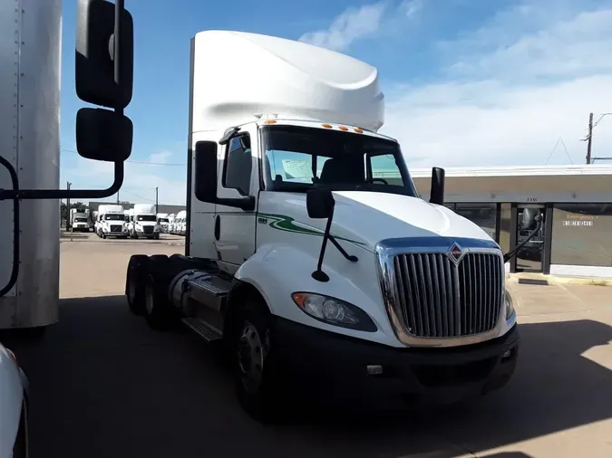 2020 NAVISTAR INTERNATIONAL RH613 DAYCAB T/A