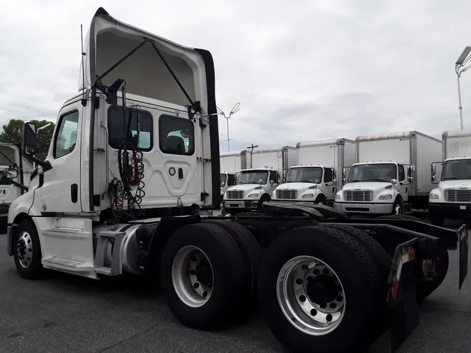 2019 FREIGHTLINER/MERCEDES NEW CASCADIA PX12664