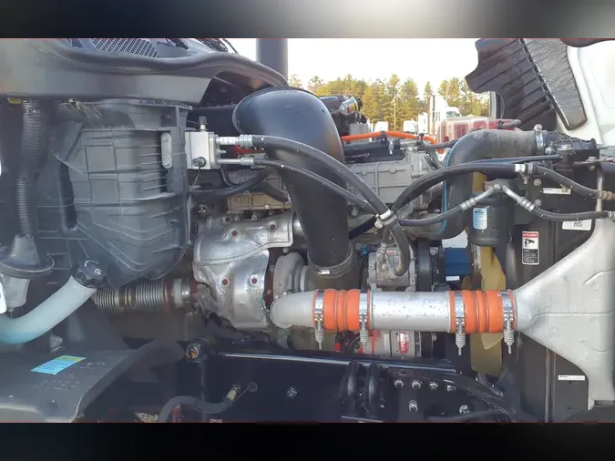 2018 FREIGHTLINER/MERCEDES CASCADIA 125