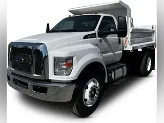 2022 Ford F-650