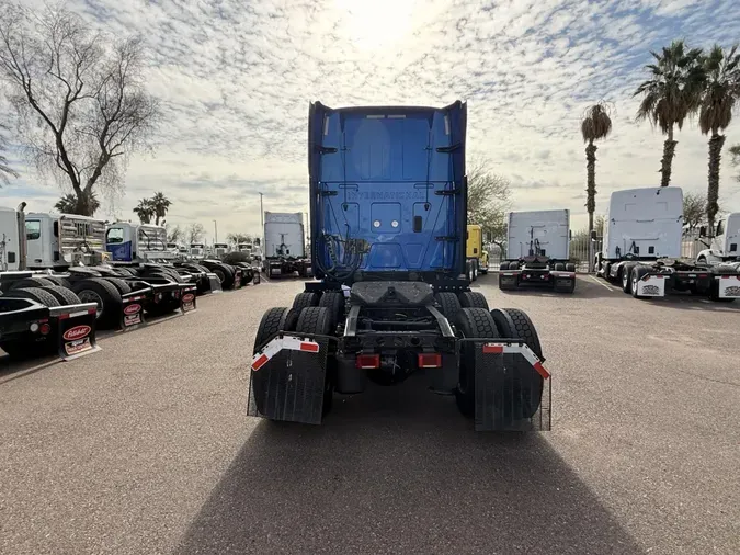 2022 International LT625