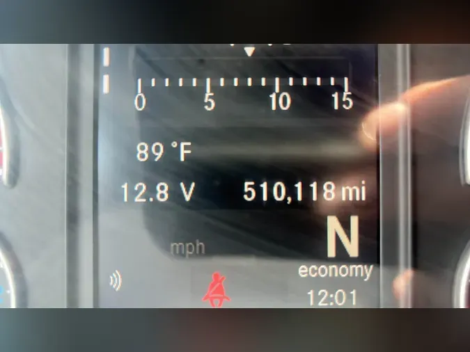 2022 Freightliner Cascadia 126