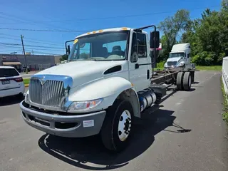 2017 NAVISTAR INTERNATIONAL 4300