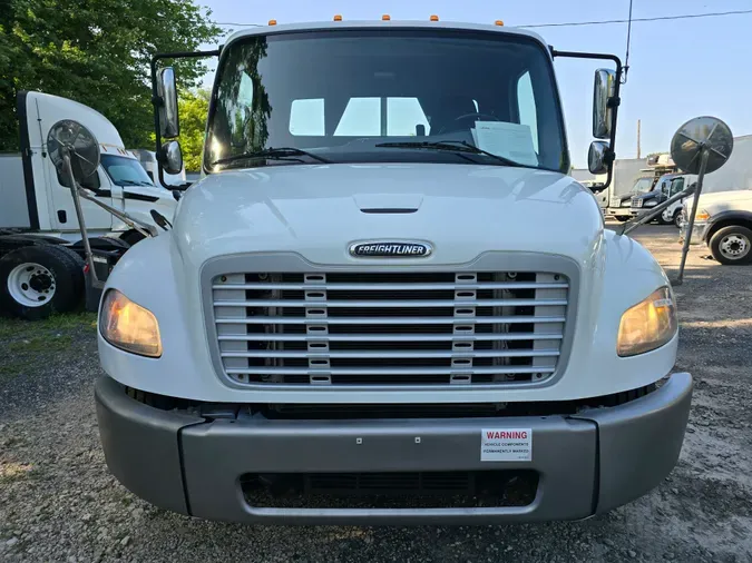 2014 FREIGHTLINER/MERCEDES M2 106