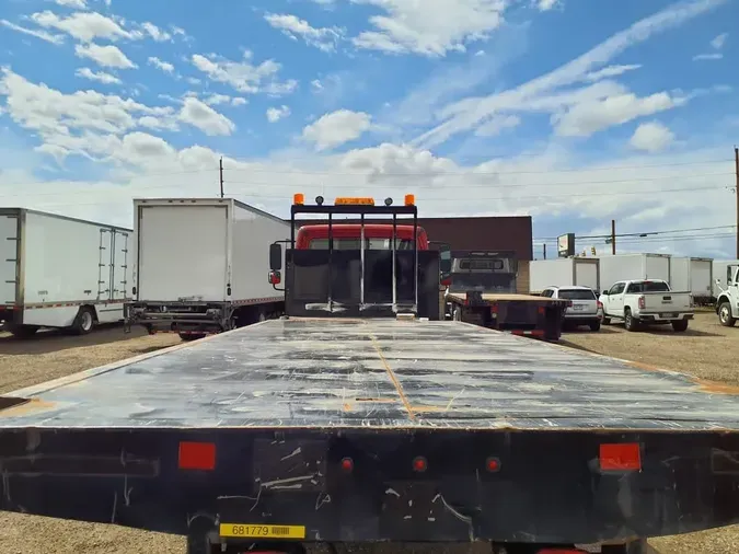 2018 FREIGHTLINER M2 106