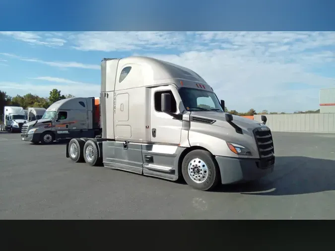 2025 Freightliner Cascadia 126d5f573412d2be51d3c8815b10d3b5059