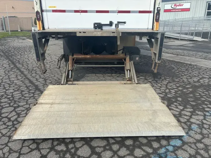2019 FREIGHTLINER/MERCEDES M2 106