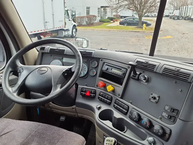 2016 FREIGHTLINER/MERCEDES CASCADIA 125