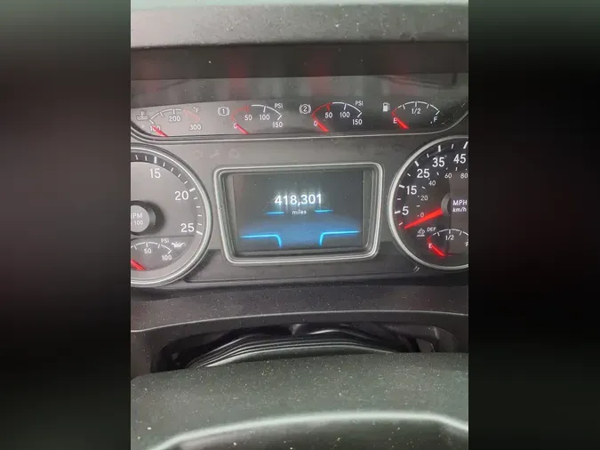 2019 NAVISTAR INTERNATIONAL LT625 SLPR CAB