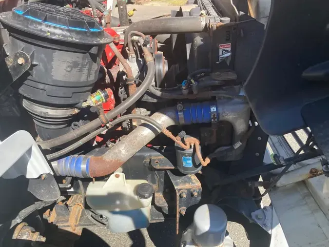 2019 FREIGHTLINER/MERCEDES M2 106d6054fc318a8960e6e23a963707c3b15