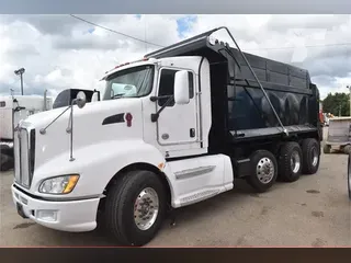 2010 KENWORTH T660