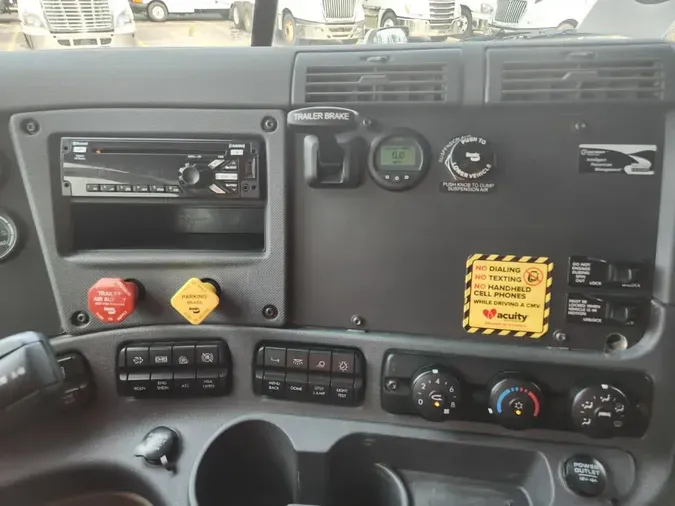 2019 FREIGHTLINER/MERCEDES CASCADIA 125