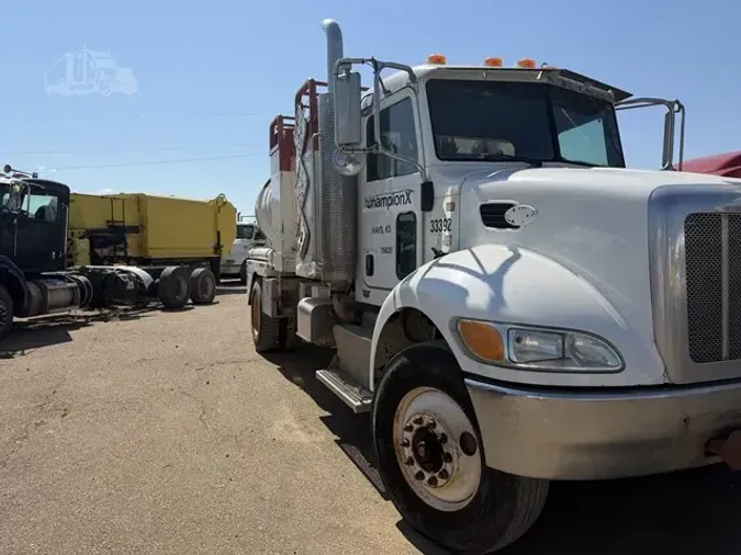2012 PETERBILT 337d60a5ad16efa08b5a024bc9121575fc7