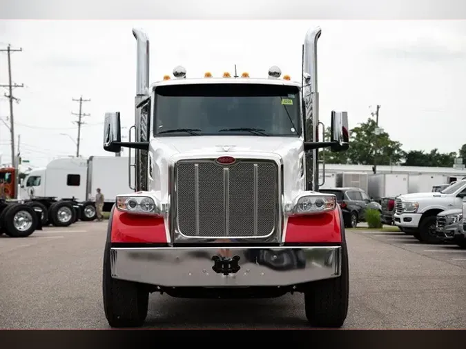 2025 PETERBILT 567