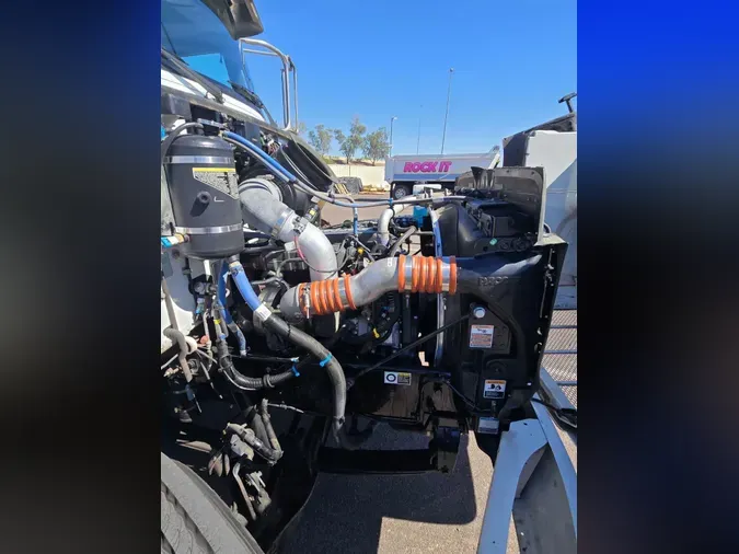 2021 Peterbilt 337