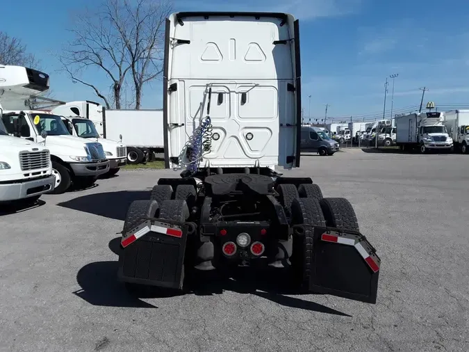 2020 FREIGHTLINER/MERCEDES NEW CASCADIA PX12664