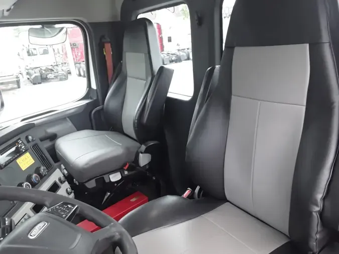2020 FREIGHTLINER/MERCEDES NEW CASCADIA PX12664d613b104d5eda27e327b8046511e9a1a
