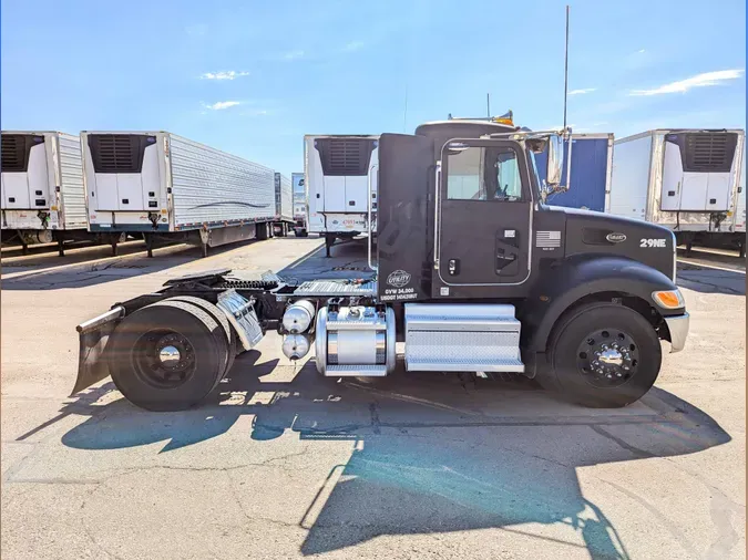 2018 PETERBILT 337