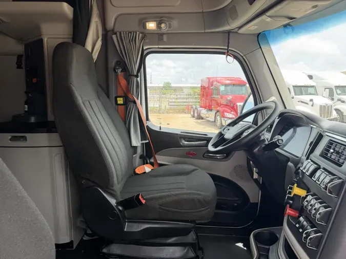 2022 Peterbilt 579