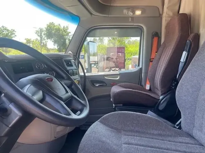 2021 Peterbilt 579